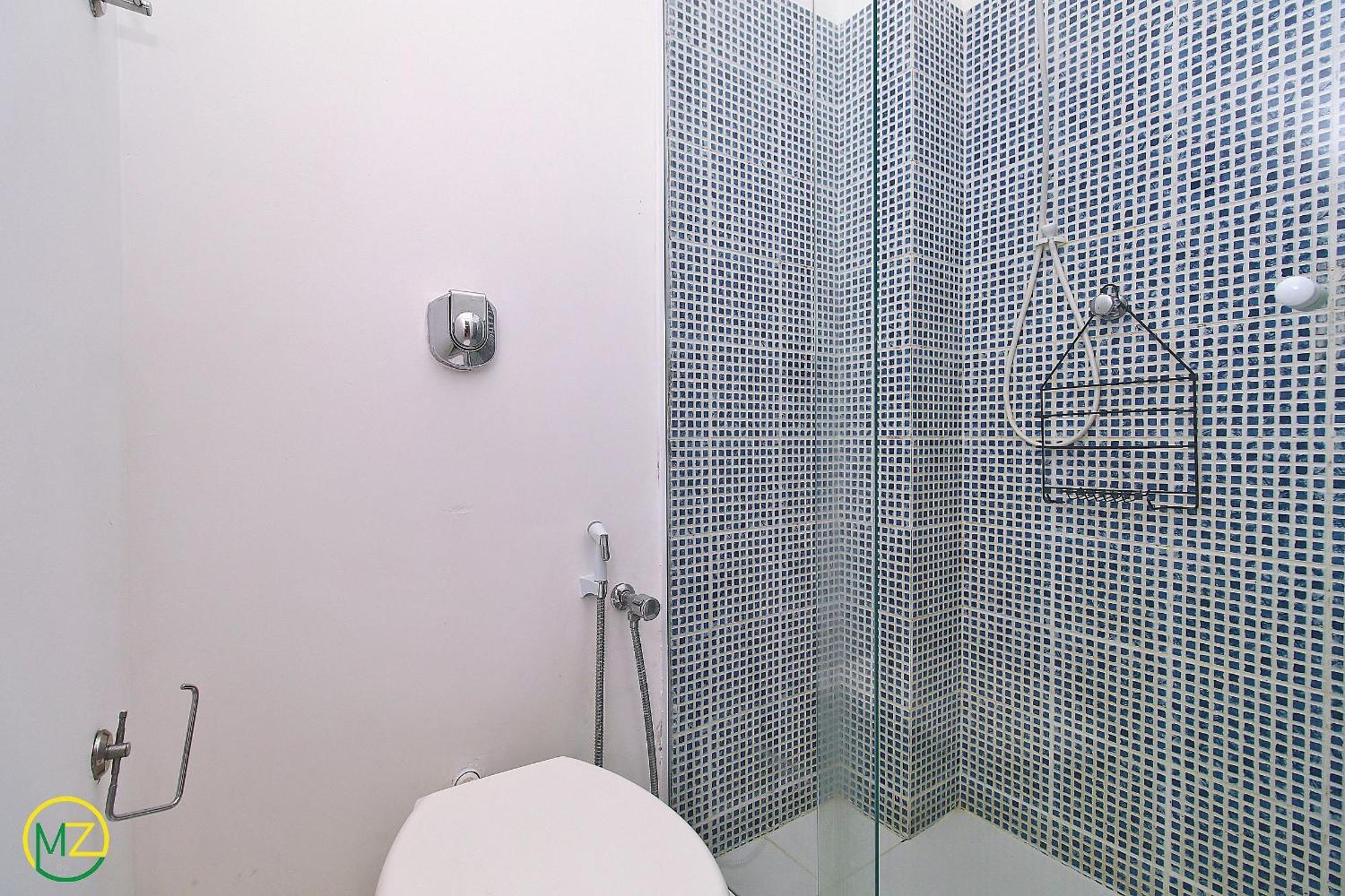 Apartamento 2 Quartos Espacoso No Leme