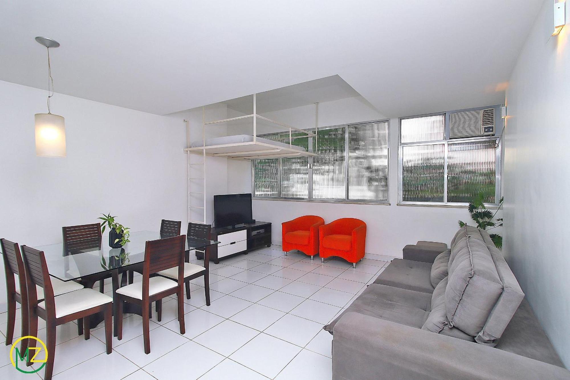 Apartamento 2 Quartos Espacoso No Leme Río de Janeiro